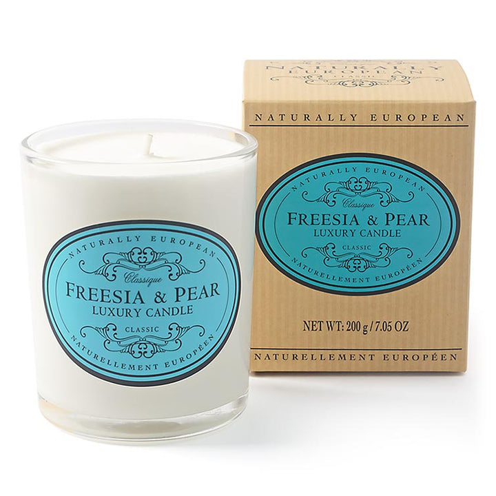 Freesia & Pear Boxed Scented Candle 200g