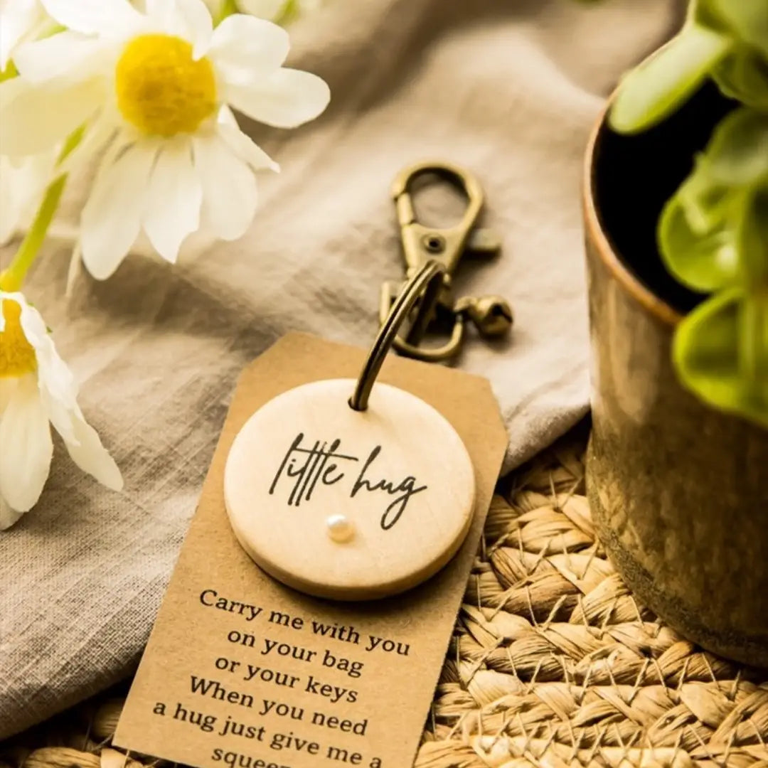 Hug Key Little Hug Wooden Key Ring – Rua