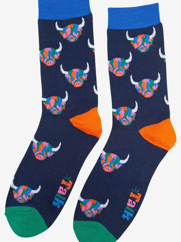 Men's Rainbow Highland Cow Print Bamboo Socks