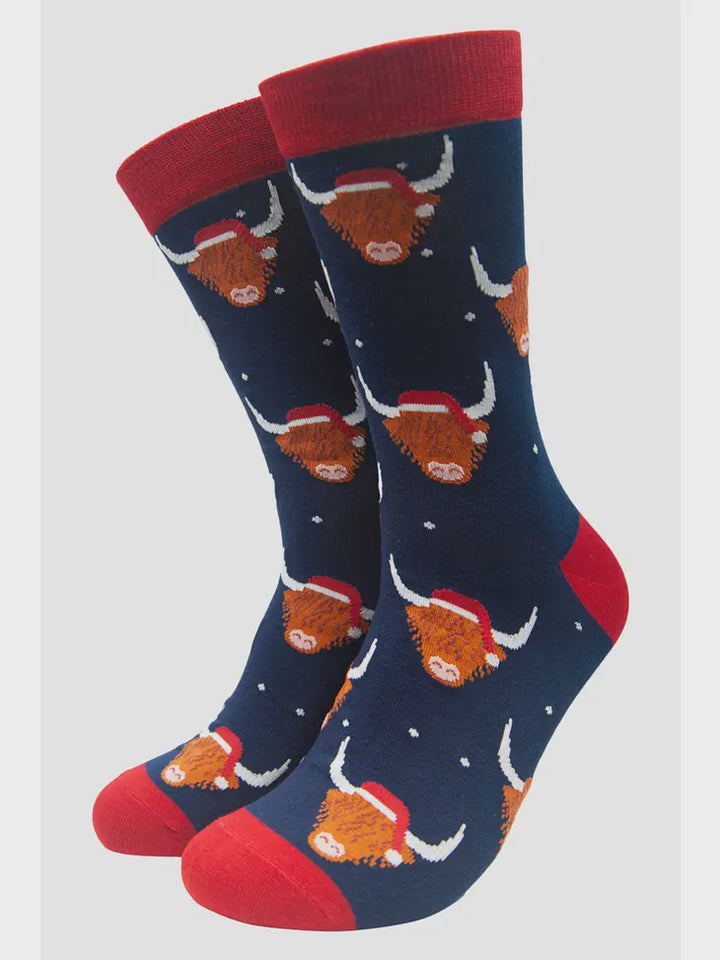 Navy Christmas Highland Cow Men's Socks
